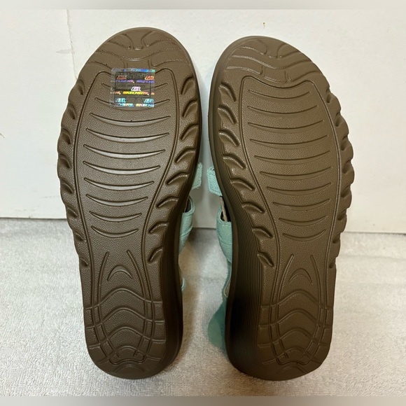 NWOT Skechers Parallel Stylin Wedge Strappy Sandal Mint Suede Size 8.5 - Picture 9 of 9